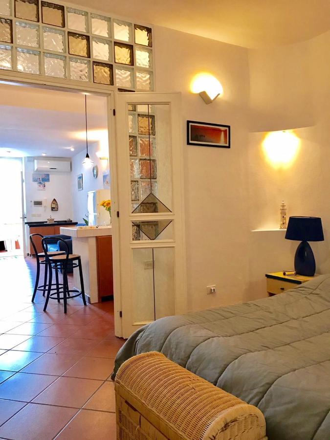 Ponza Holiday Homes - Porto Esterno foto
